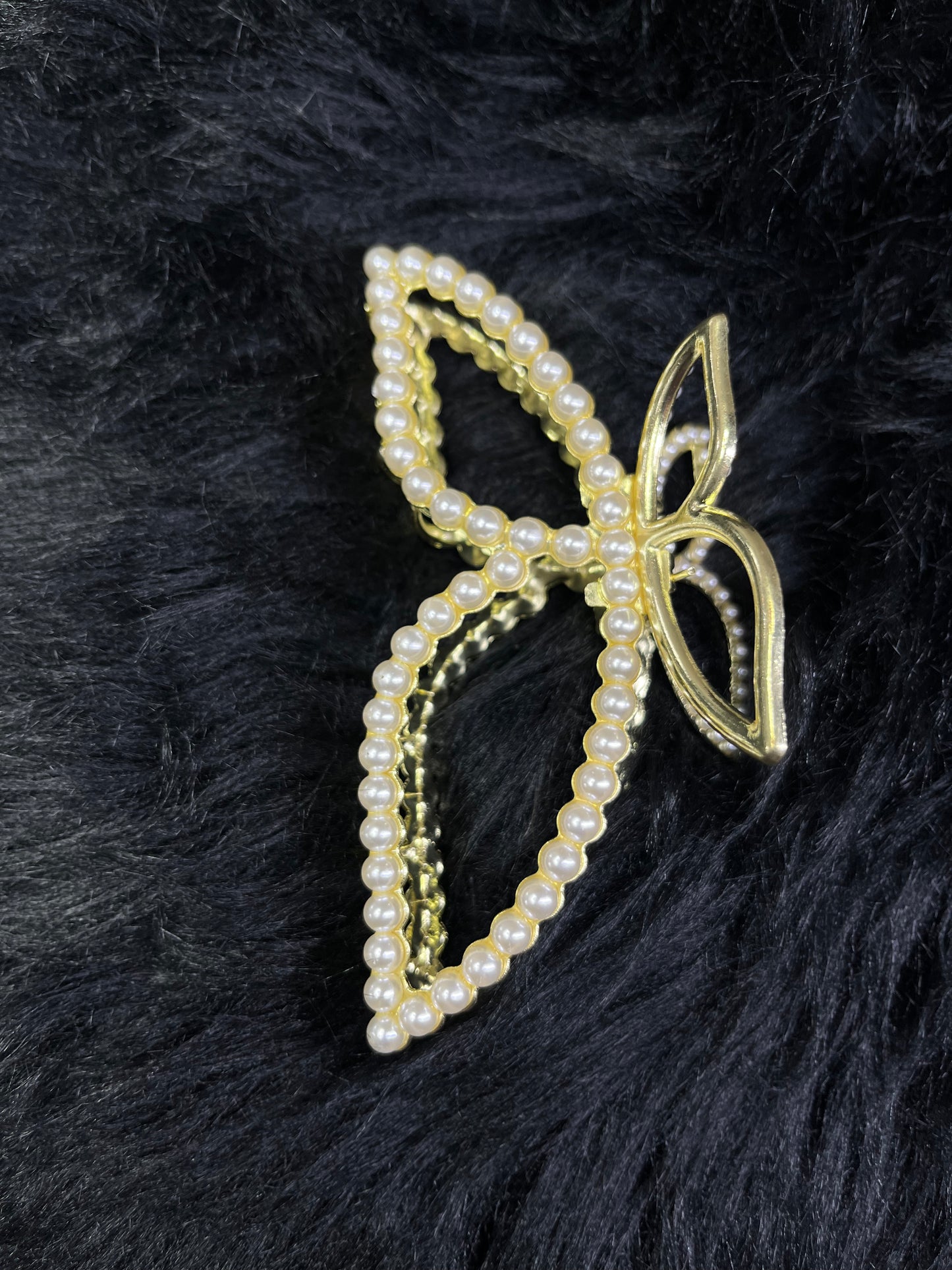 Detailed Rhinestone Claw Clips